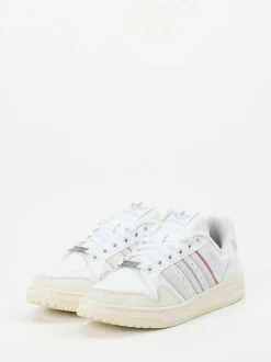 Adidas – Sneaker aus Synthetik in Weiß Pastell