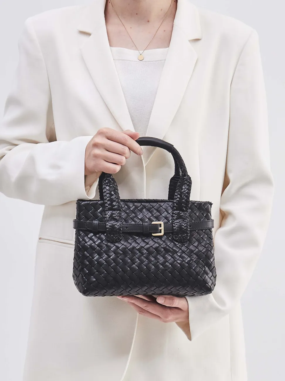 Allan K – Handtasche aus Flechtleder Schwarz