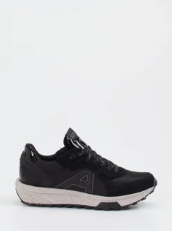Allrounder – Outdoor-Sneaker aus Veloursleder und Mesh