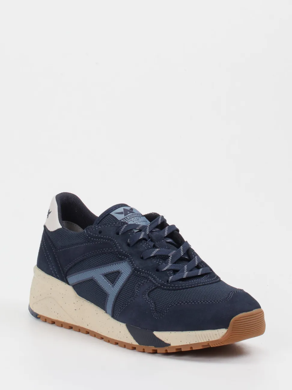 Allrounder – Retro-Sneaker aus Velours und Mesh Blau