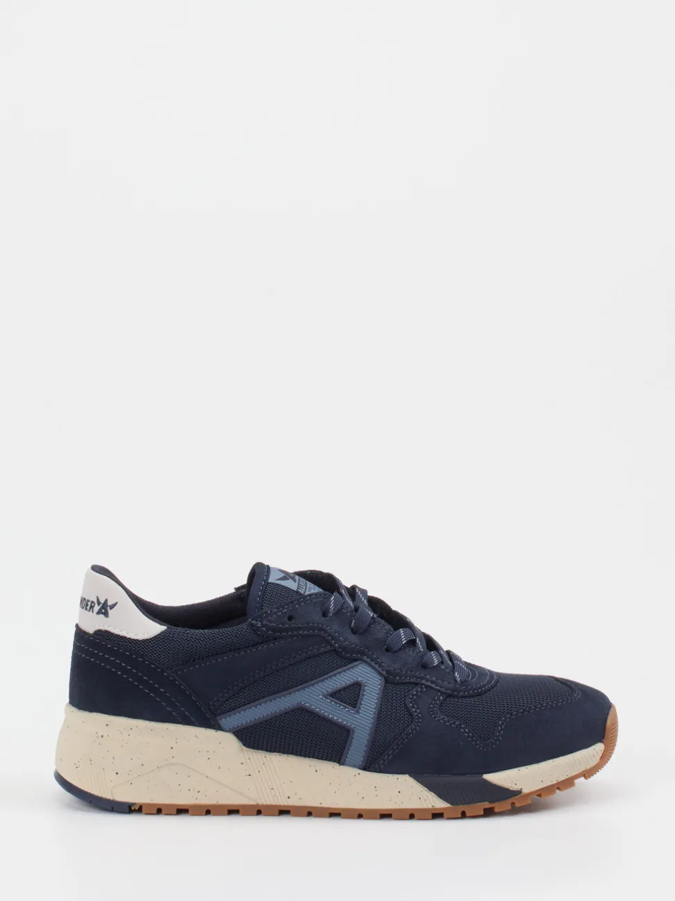 Allrounder – Retro-Sneaker aus Velours und Mesh Blau