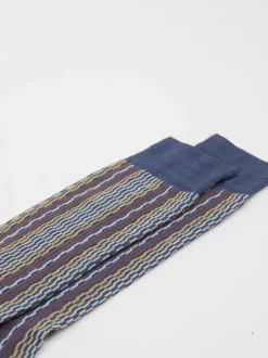 Alto Milano – Feinstricksocken aus Textil mit Streifen