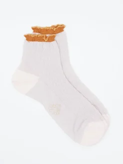 Alto Milano – Rüschensocken aus Textil Blassrosa