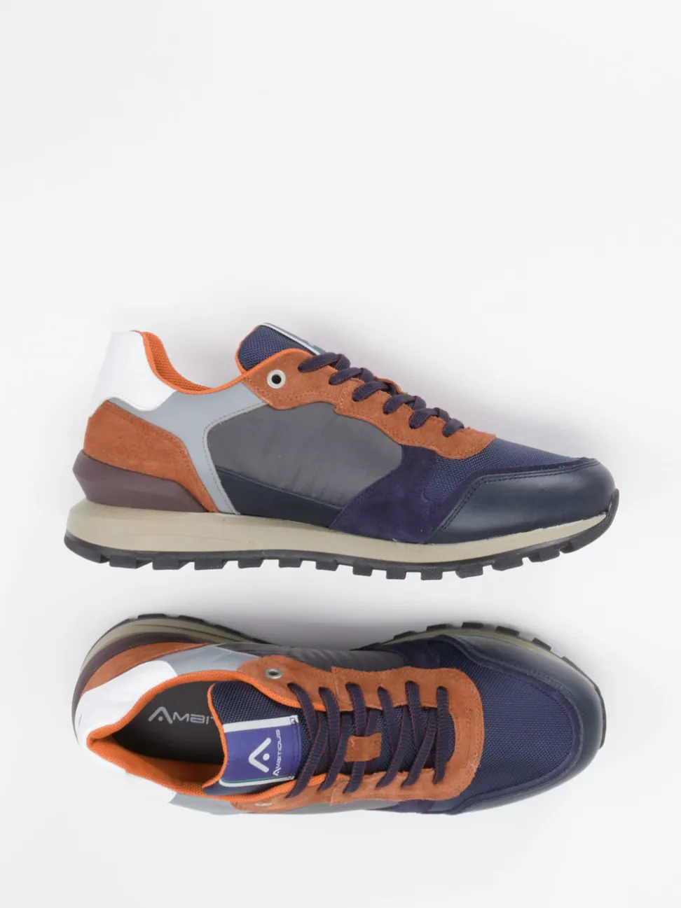 Ambitious – Retro-Sneaker aus Veloursleder Blau