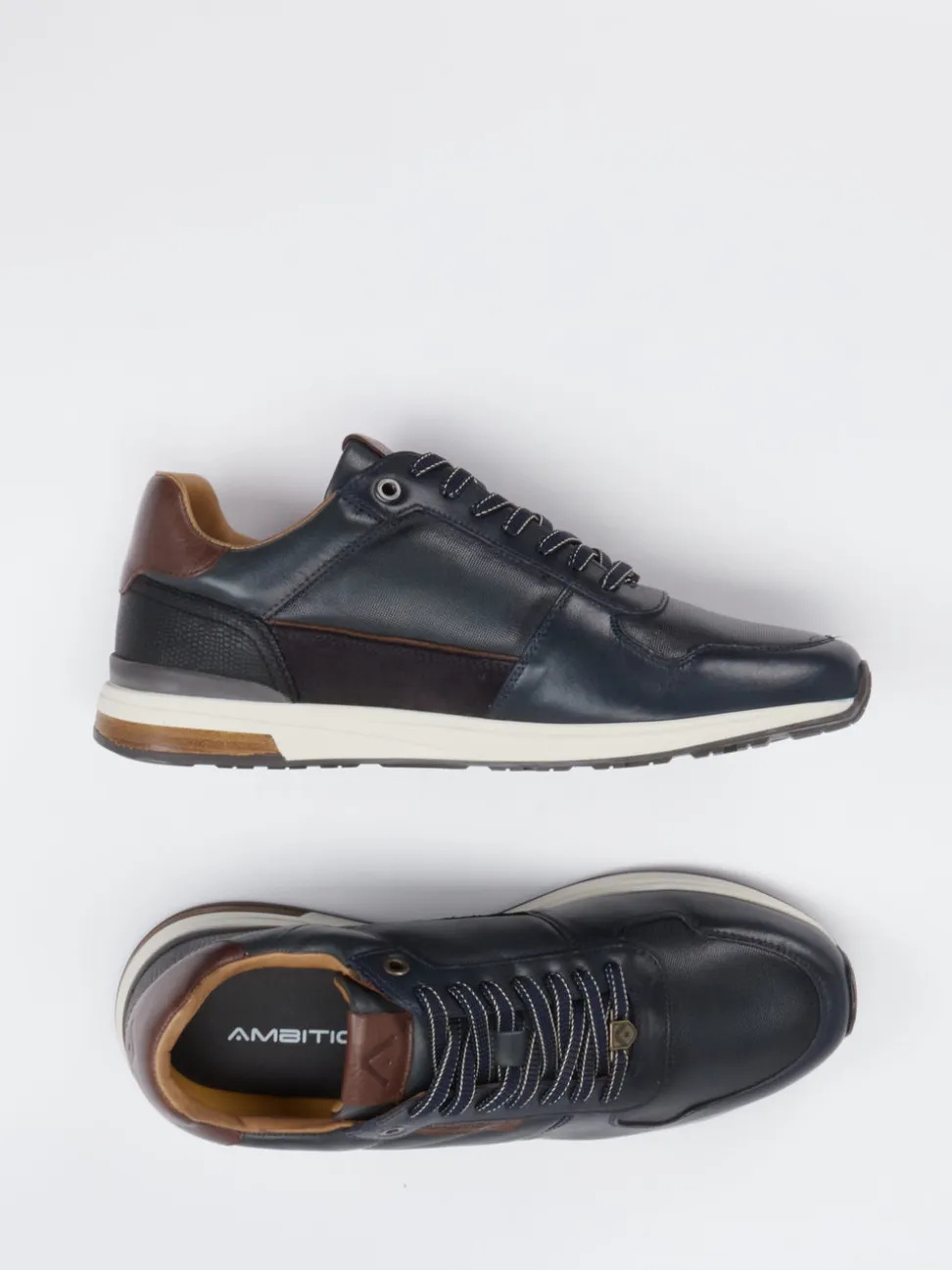 Ambitious – Sneaker aus Kalbleder in Dunkelblau