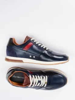 Ambitious – Sneaker aus Kalbleder in Dunkelblau