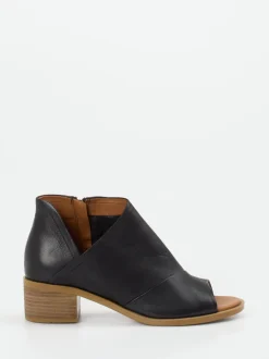 Andrea Conti – Peep-Toe-Stiefelette aus Kalbleder schwarz