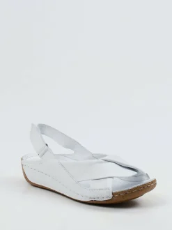 Andrea Conti – Sandalen aus Kalbleder in Weiß