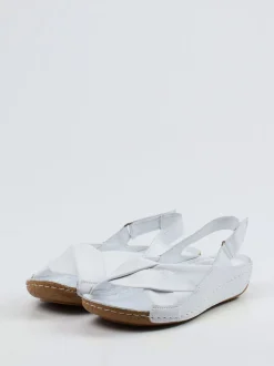 Andrea Conti – Sandalen aus Kalbleder in Weiß