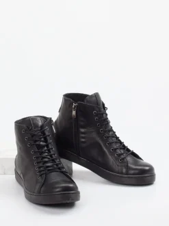 Andrea Conti – Schnürboots aus Kalbleder schwarz