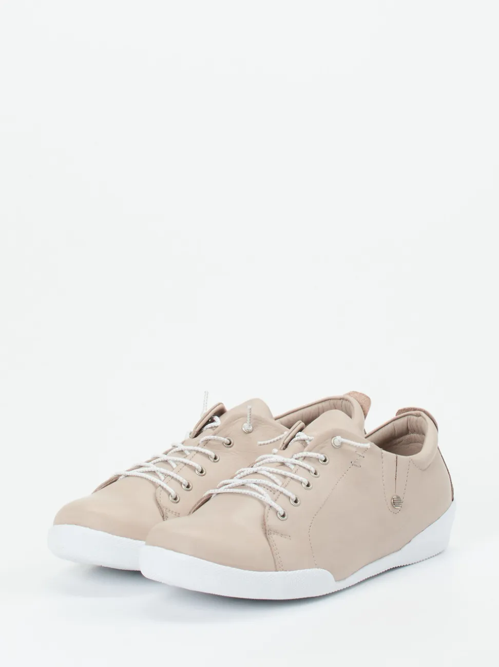 Andrea Conti – Sneaker aus Kalbleder in Beige