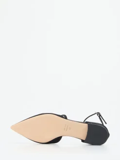 Andrea Puccini – Ballerinas aus Metallic-Textil in Schwarz