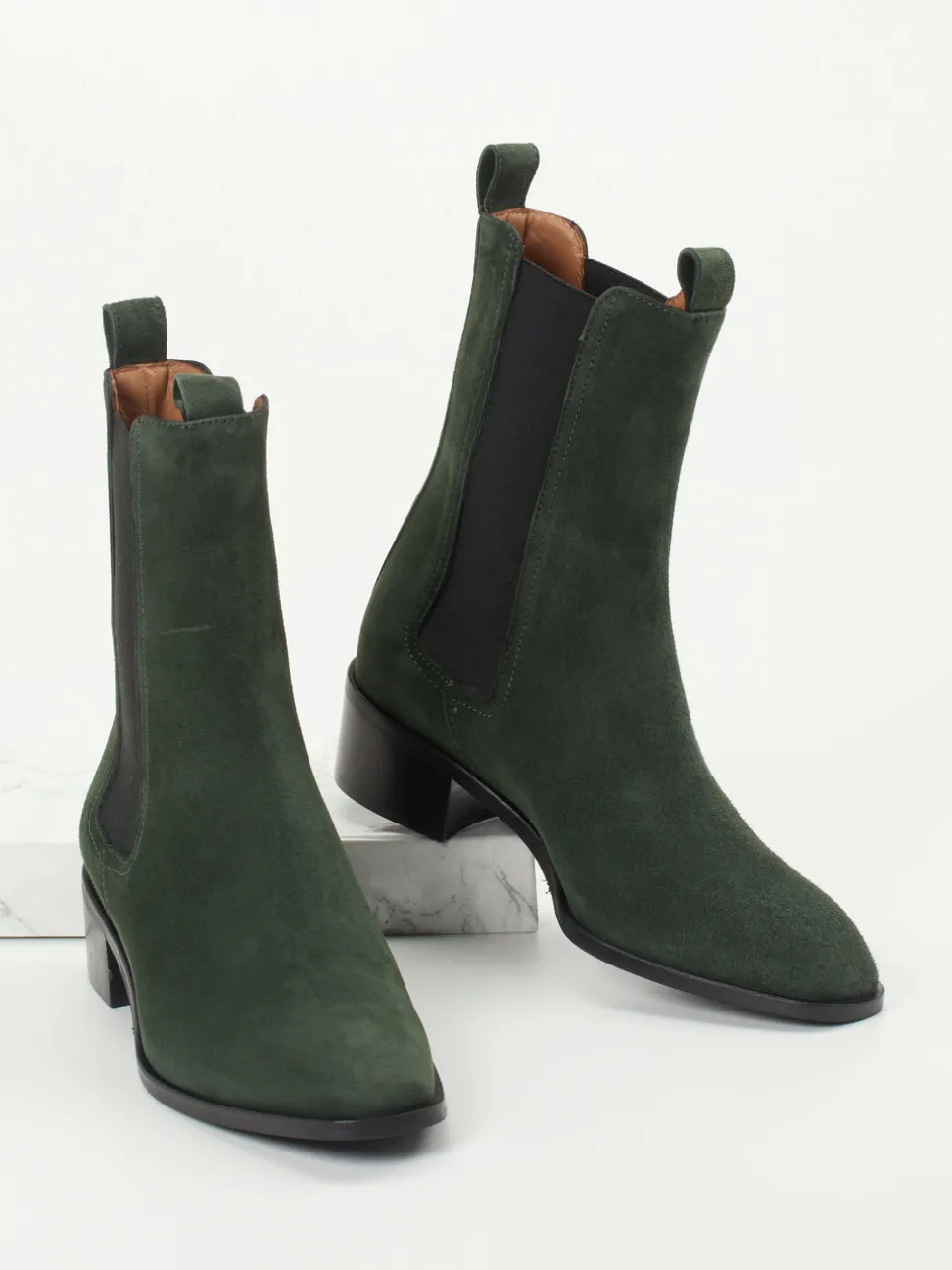 Andrea Puccini – Chelsea Boots aus Veloursleder grün