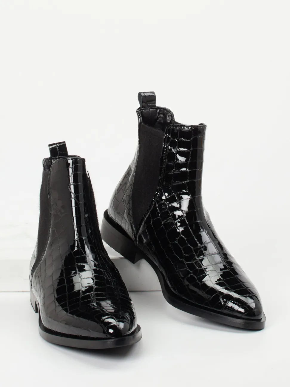 Andrea Puccini – Chelsea Boots aus Lackleder Schwarz