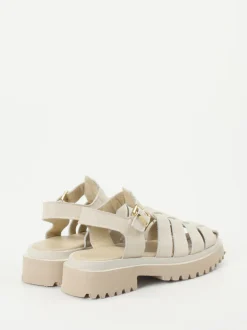Andrea Puccini – Fischersandalen aus Lammleder Cremeweiß