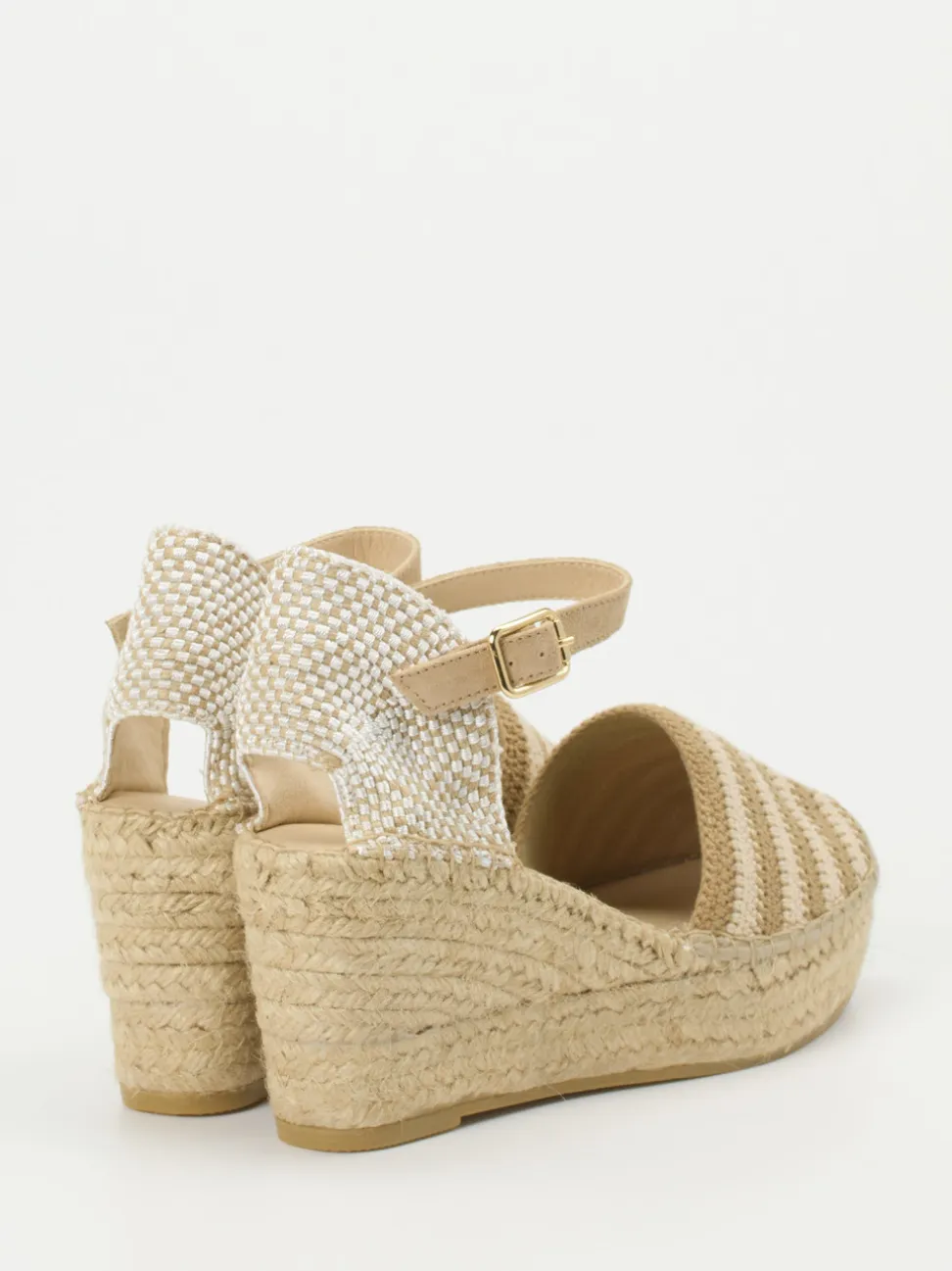 Andrea Puccini – Keilsandaletten aus Textil in Beige