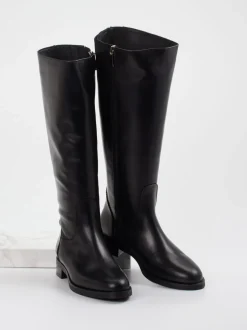 Andrea Puccini – Kniehohe Stiefel aus Kalbleder schwarz