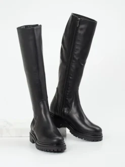 Andrea Puccini – Kniehohe Boots aus Kalbleder schwarz