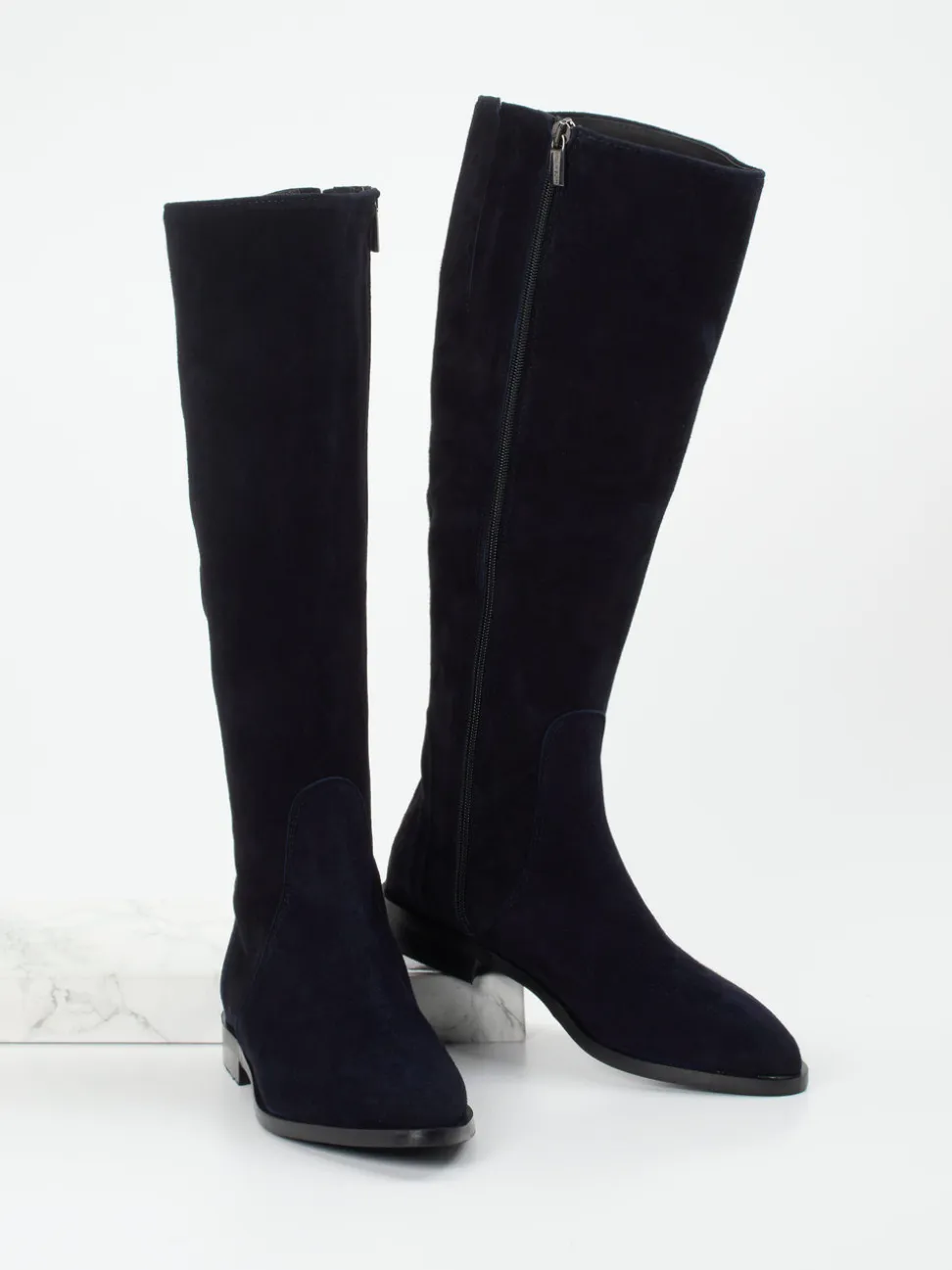 Andrea Puccini – Kniehohe Stiefel aus Veloursleder Blau