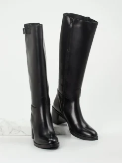 Andrea Puccini – Kniehohe Stiefel aus Kalbleder Schwarz