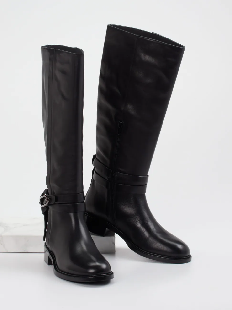 Andrea Puccini – Kniestiefel aus Glattleder Schwarz