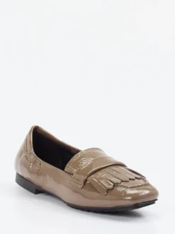 Andrea Puccini – Loafer aus Lackleder in Taupe