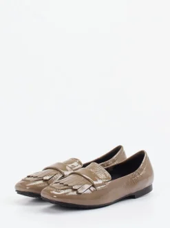 Andrea Puccini – Loafer aus Lackleder in Taupe