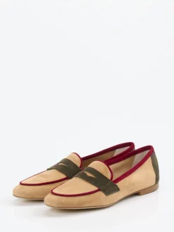 Andrea Puccini – Loafer aus Veloursleder in Beige