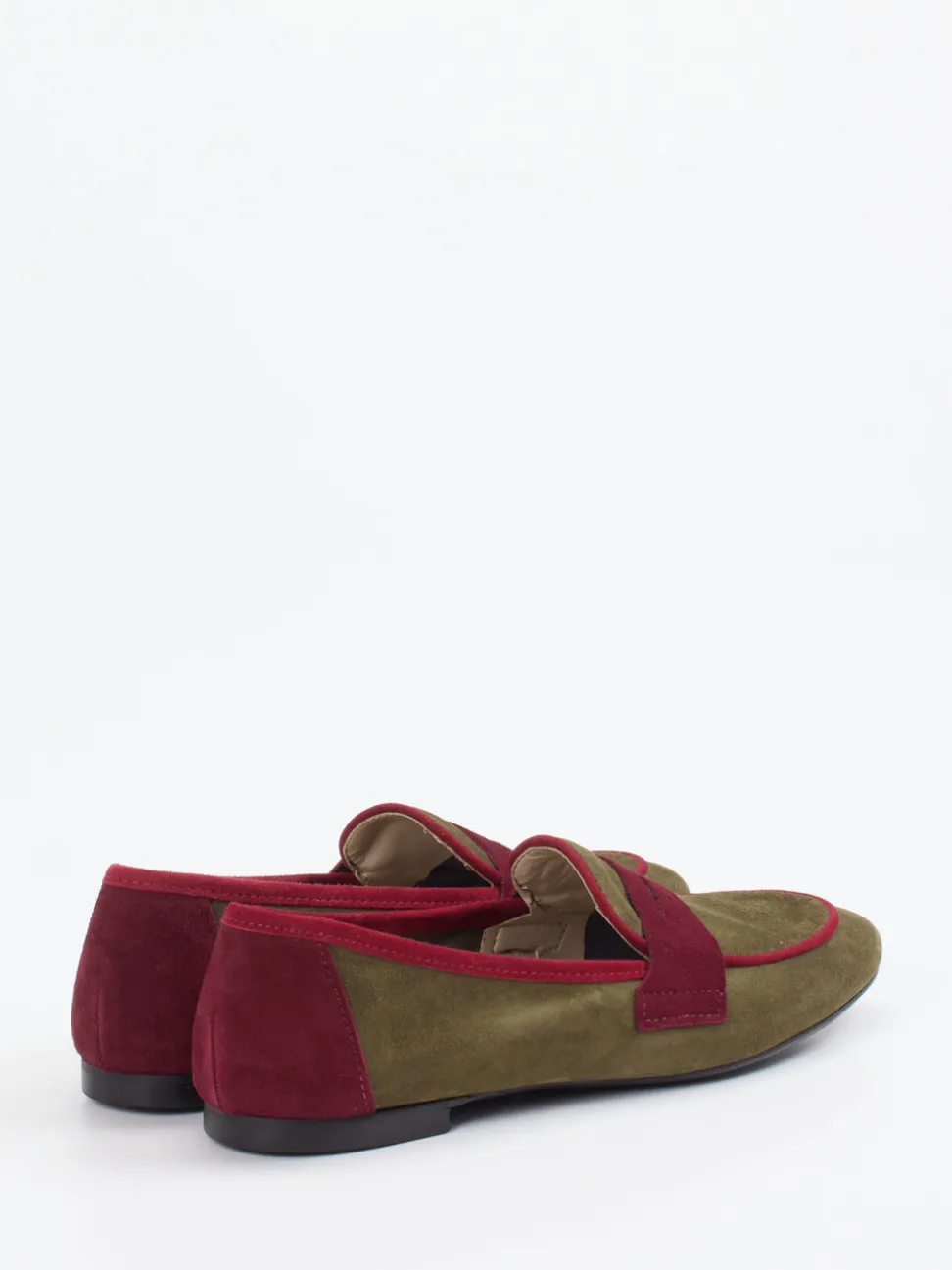 Andrea Puccini – Loafer aus Veloursleder Olivgrün