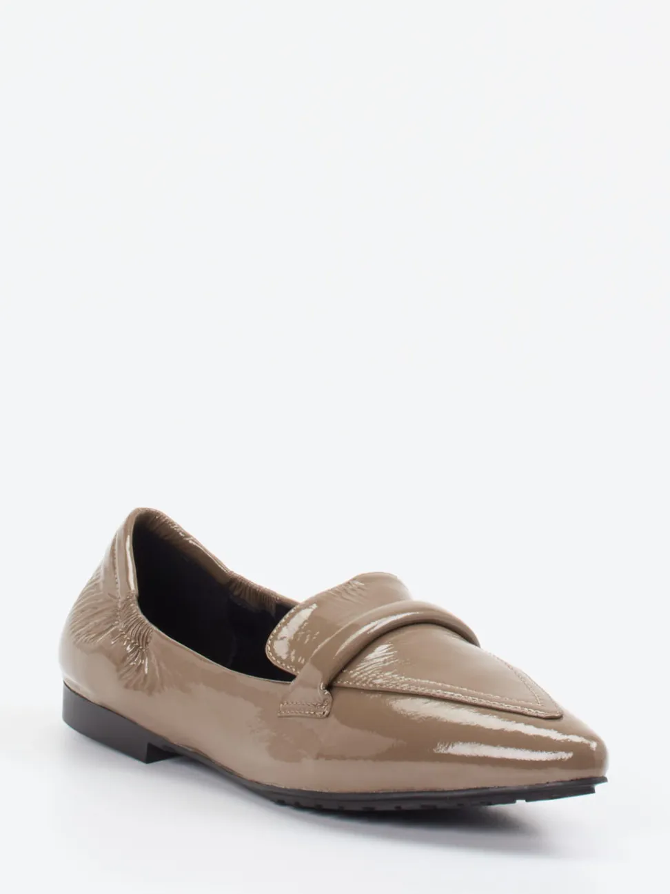 Andrea Puccini – Loafer aus Lackleder in Taupe
