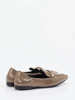 Andrea Puccini – Loafer aus Lackleder in Taupe