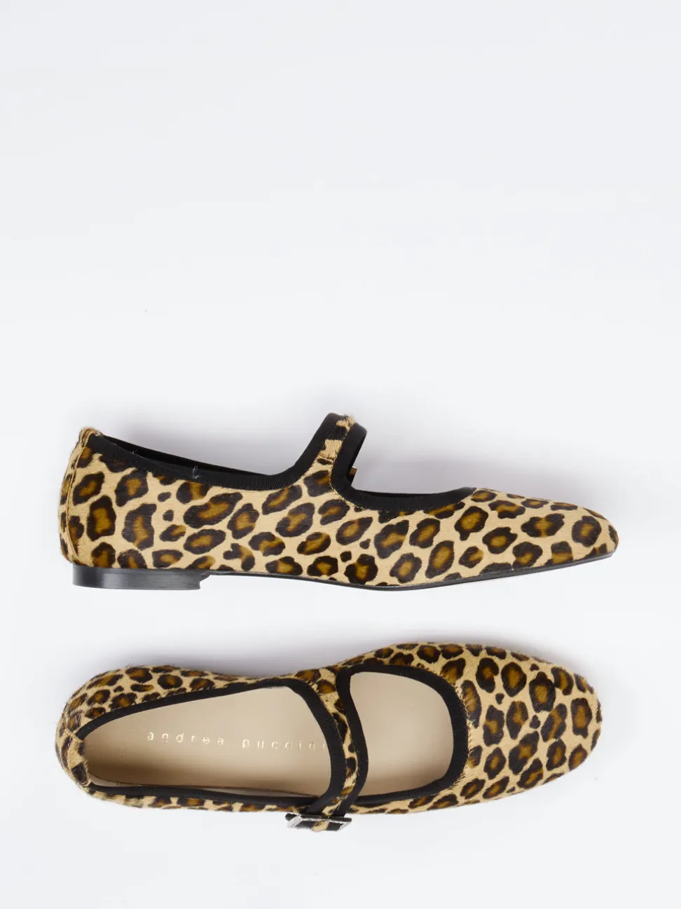 Andrea Puccini – Mary Janes aus Kalbleder im Leoprint