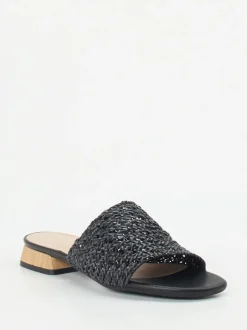 Andrea Puccini – Mules aus Flechtleder in Schwarz