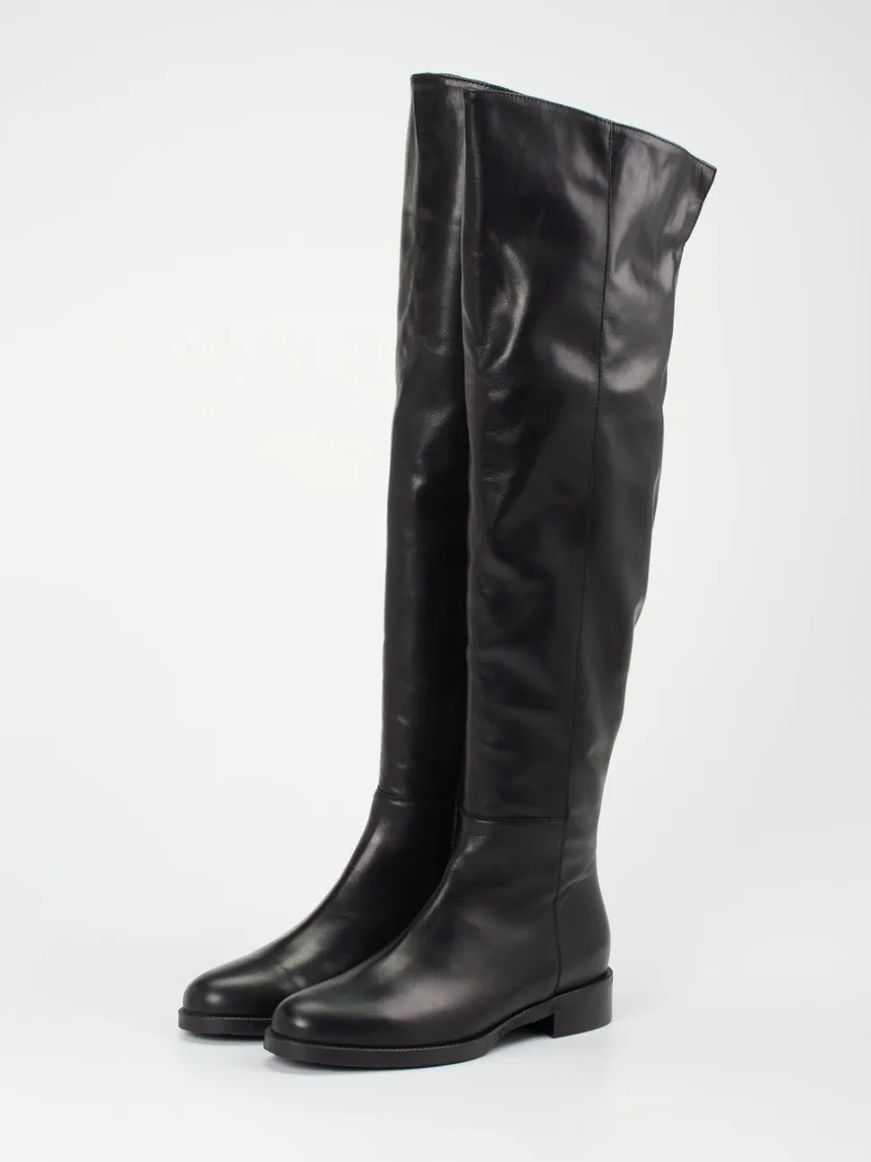Andrea Puccini – Overknee-Stiefel aus Kalbleder schwarz