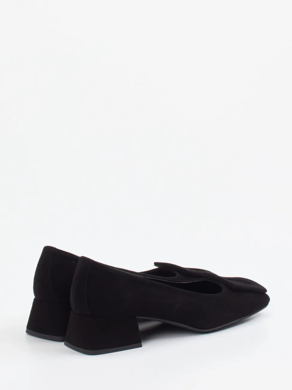 Andrea Puccini – Pumps aus Veloursleder Schwarz
