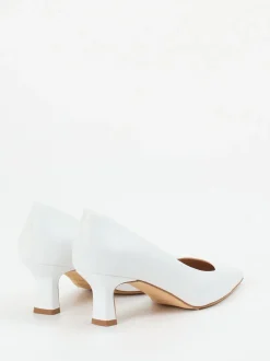 Andrea Puccini – Pumps aus Ziegenleder weiß