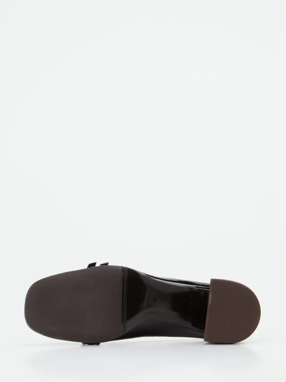 Andrea Puccini – Pumps aus Lackleder in Schwarz-Grün