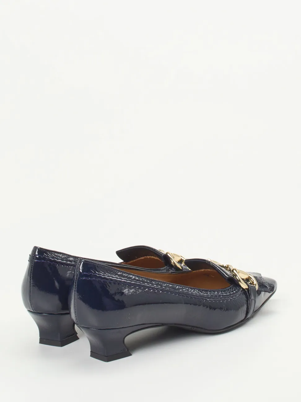 Andrea Puccini – Pumps aus Lackleder in Dunkelblau