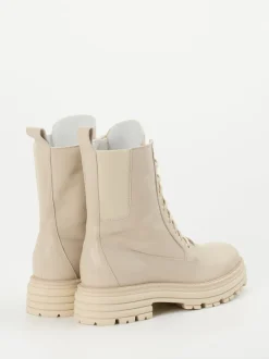 Andrea Puccini – Schnürboots aus Kalbleder Beige