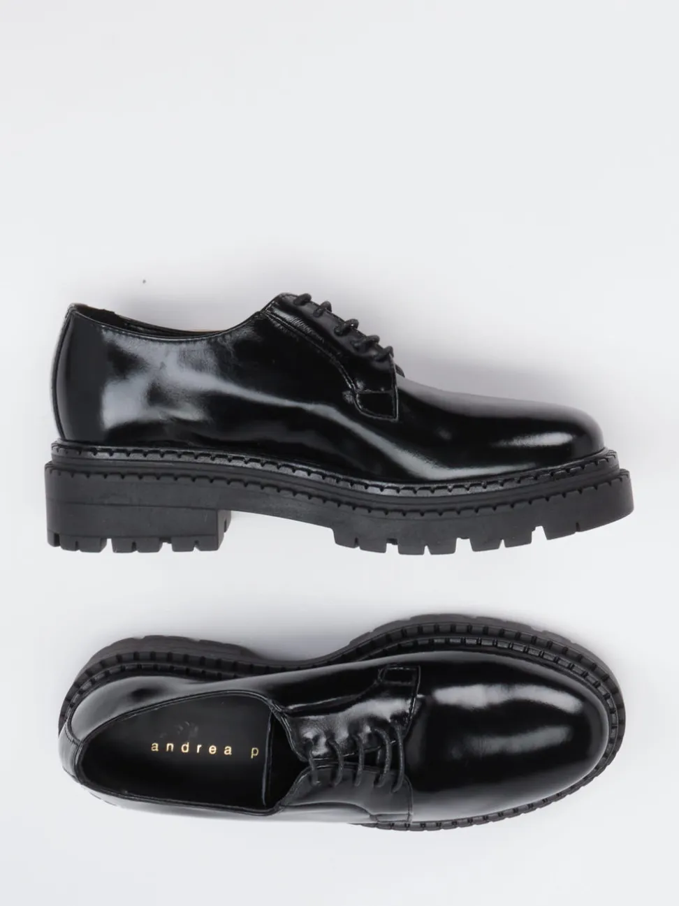 Andrea Puccini – Schnürschuh aus Lackleder Schwarz
