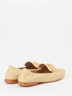 Andrea Puccini – Slipper aus Lammleder in Beige