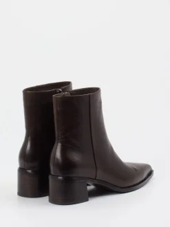 Andrea Puccini – Stiefelette aus Lammleder Dunkelbraun