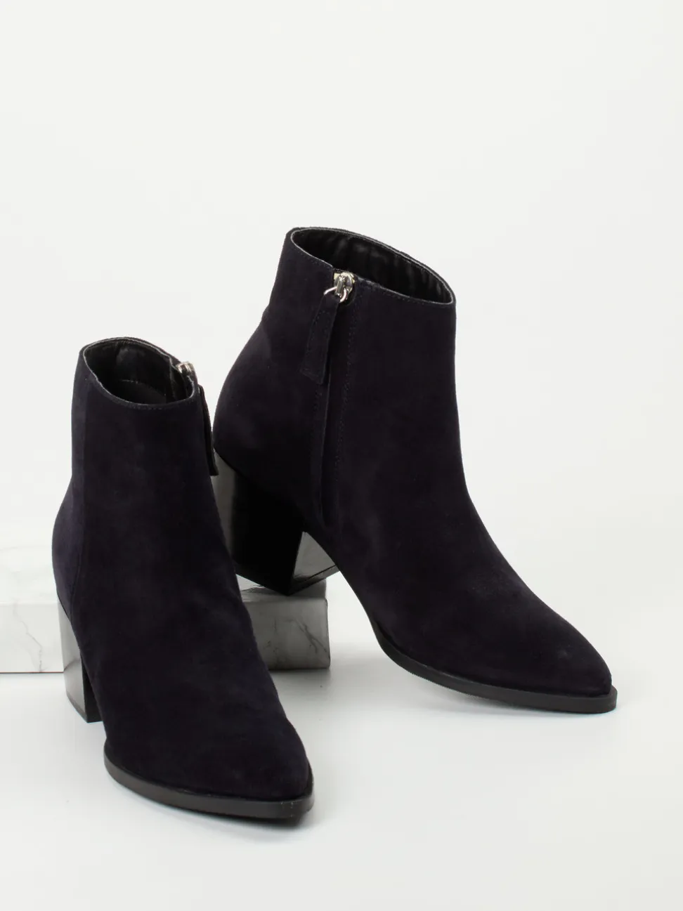 Andrea Sabatini – Ankle Boots aus Veloursleder blau