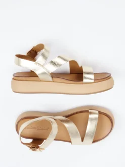 Andrea Sabatini – Plateausandalen aus Kalbleder Gold