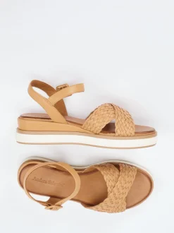 Andrea Sabatini – Plateausandalen aus Flechtleder braun