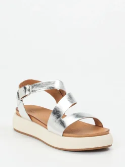 Andrea Sabatini – Plateau-Sandalen aus Metallicleder silber
