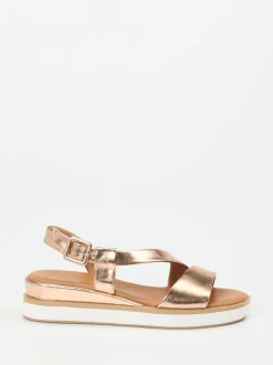 Andrea Sabatini – Plateau-Sandale aus Metallicleder Roségold