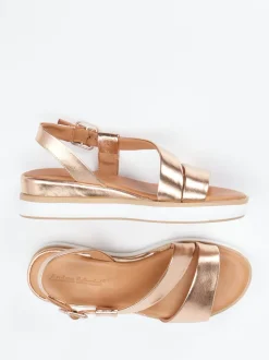 Andrea Sabatini – Plateau-Sandale aus Metallicleder Roségold