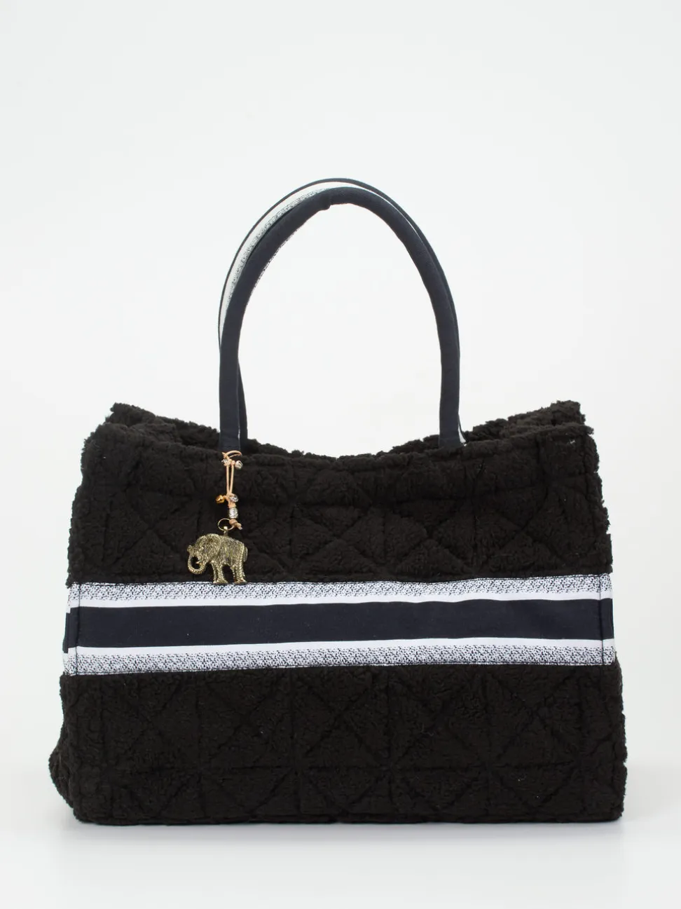ANOKHI – Shopper