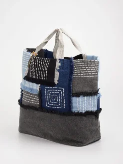ANOKHI – Shopper aus Textil im Patchwork-Design